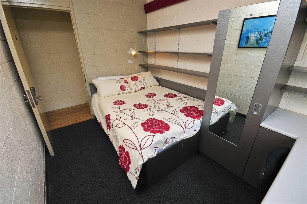 Corrib Village Rooms University Of Galway Exterior foto